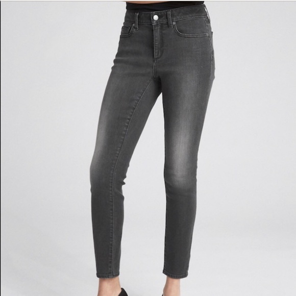 GAP Denim - GAP True Skinny “Washed Black” Denim Jeans 28R
